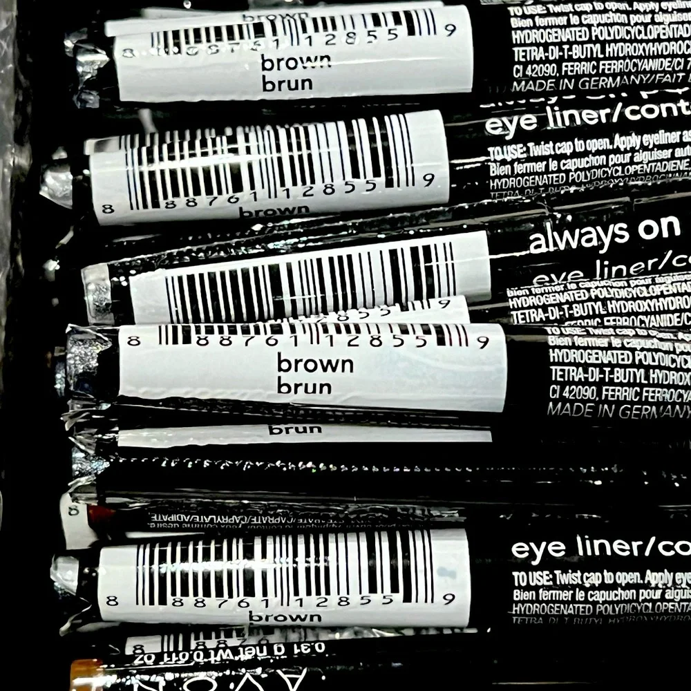 Brown eyeliner or eyebrow pencil
